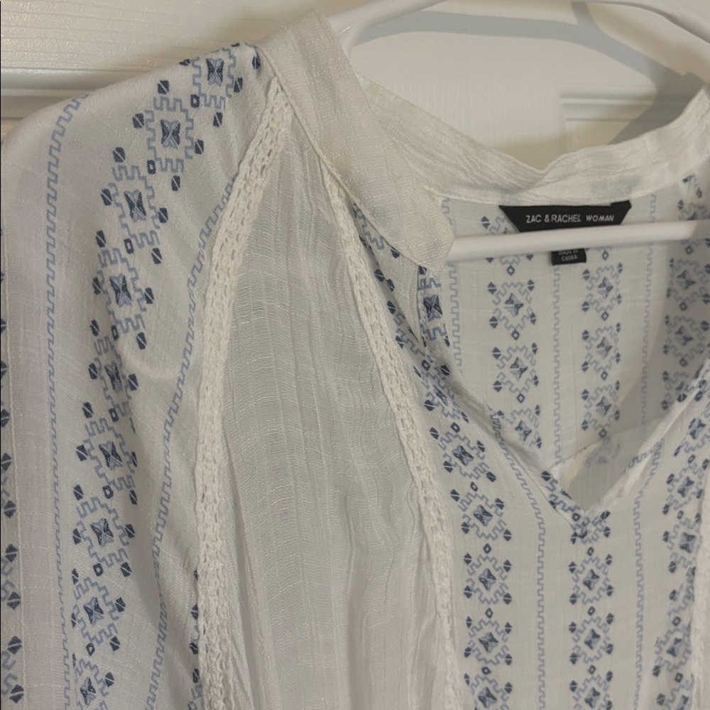 Zac & Rachel White Blouse with Blue Patterns - Picture 5 of 5